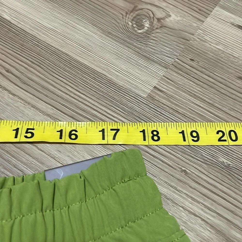 Calia Run Collection midrise Infinity Short 3” Relaxed Army green Size XL NWT - Picture 8 of 14